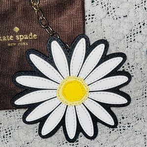 Kate spade RARE daisy keychain